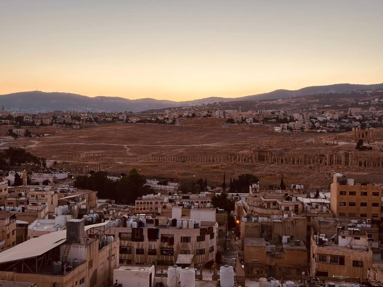 Dream House Hotel Jerash Jarash Exteriör bild