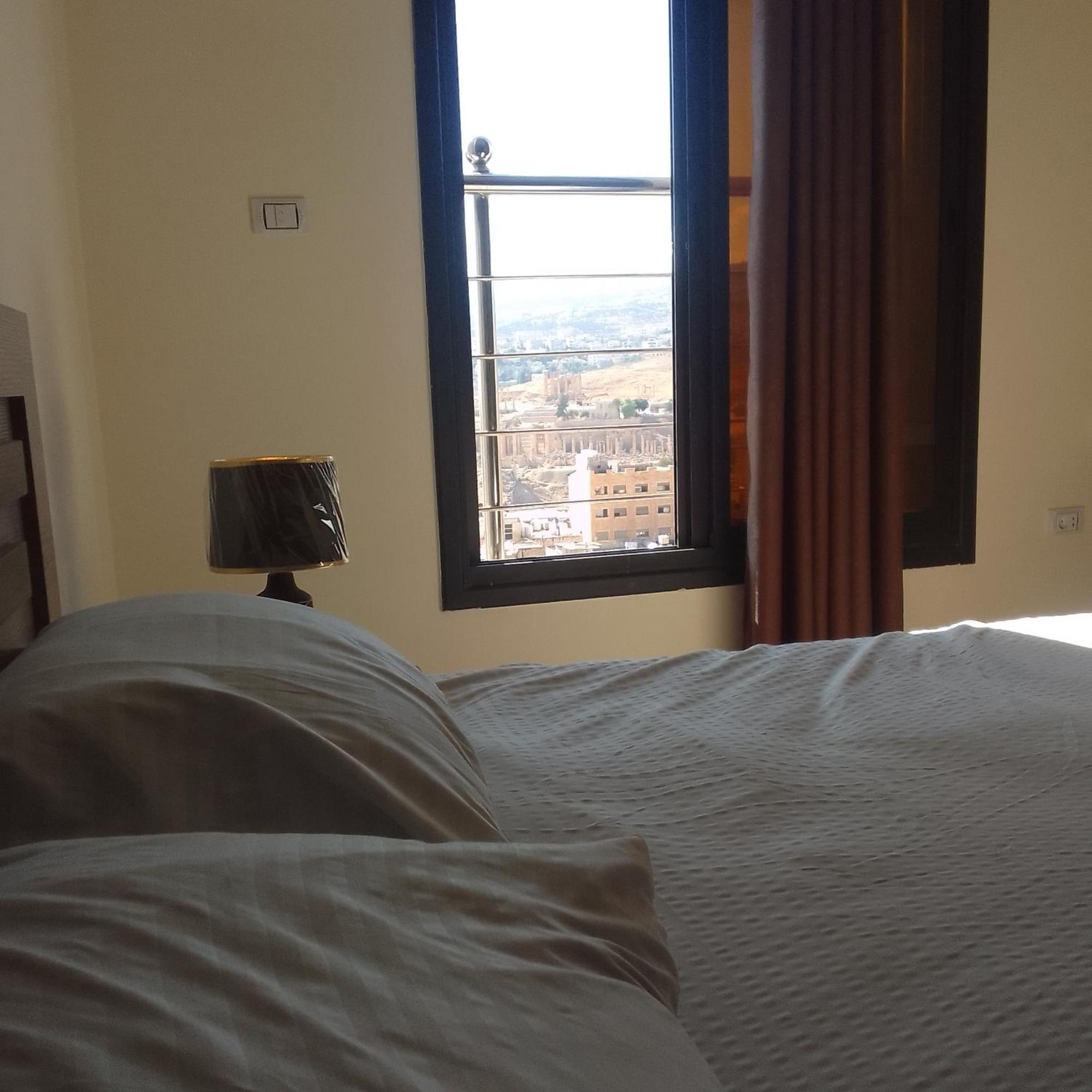 Dream House Hotel Jerash Jarash Exteriör bild