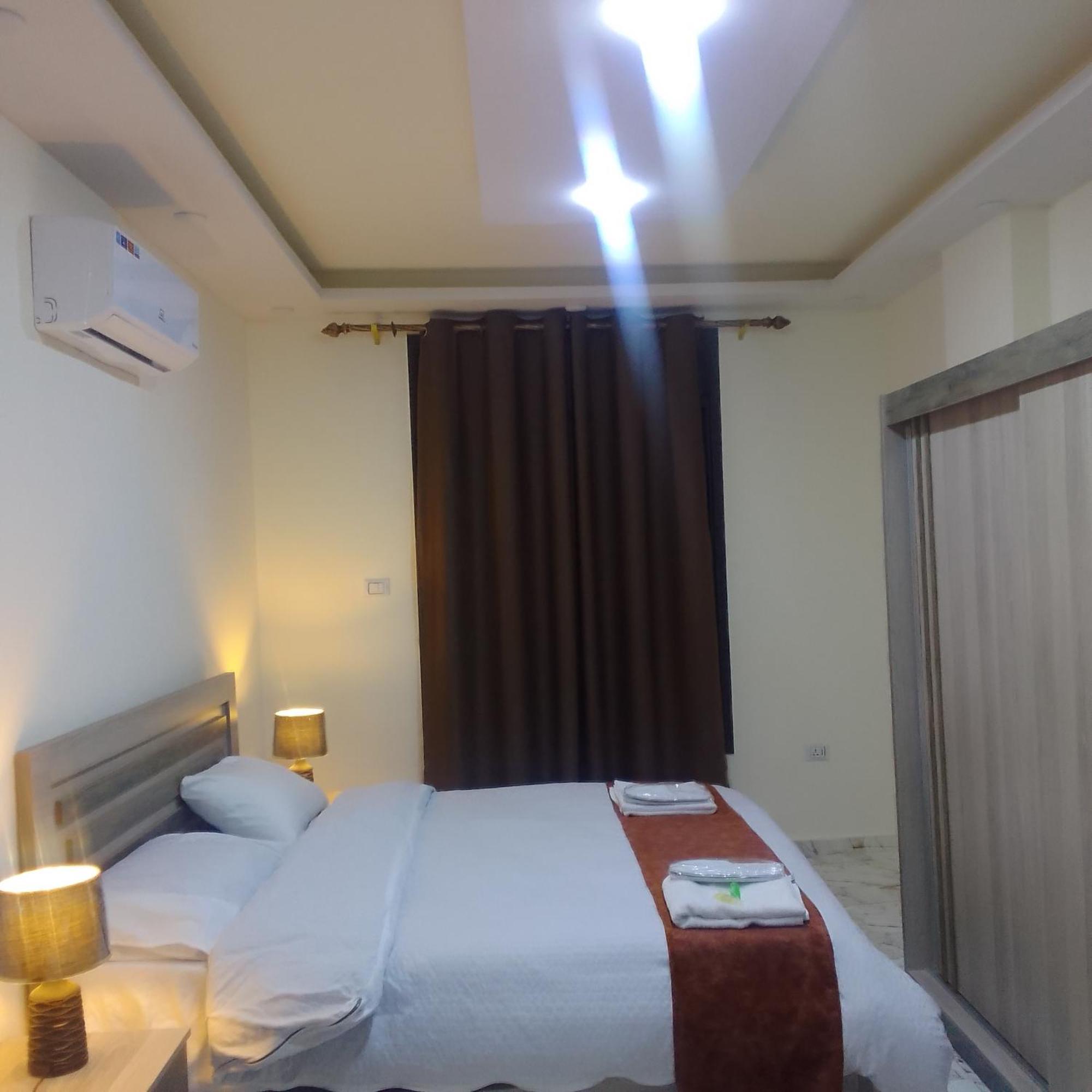 Dream House Hotel Jerash Jarash Exteriör bild