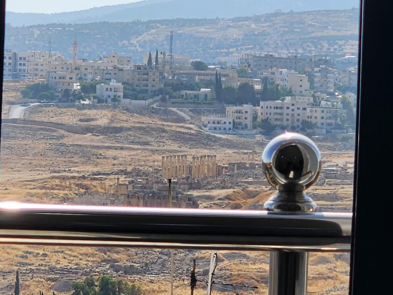 Dream House Hotel Jerash Jarash Exteriör bild